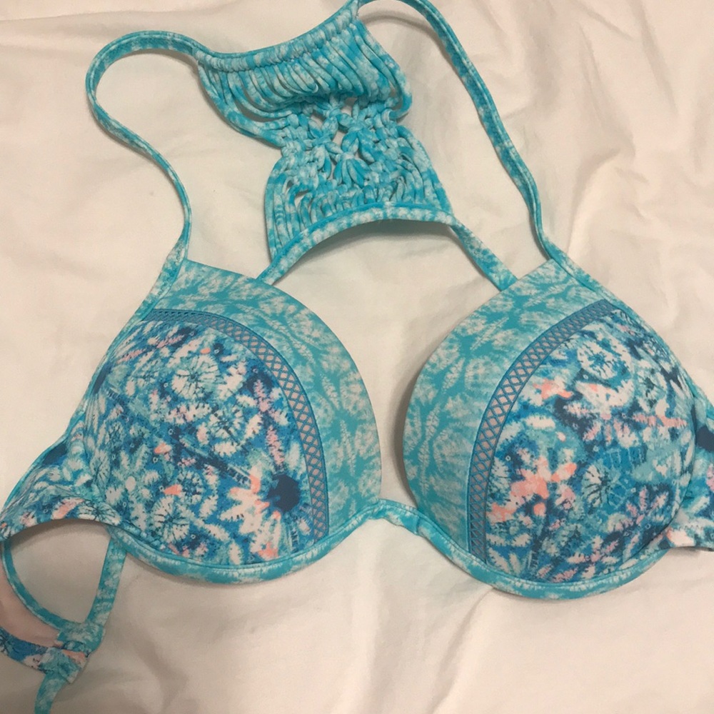 Bikini top
